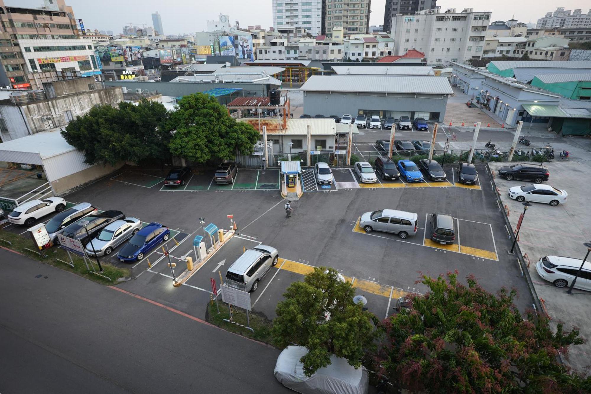 Moment Inn Tainan Exterior foto