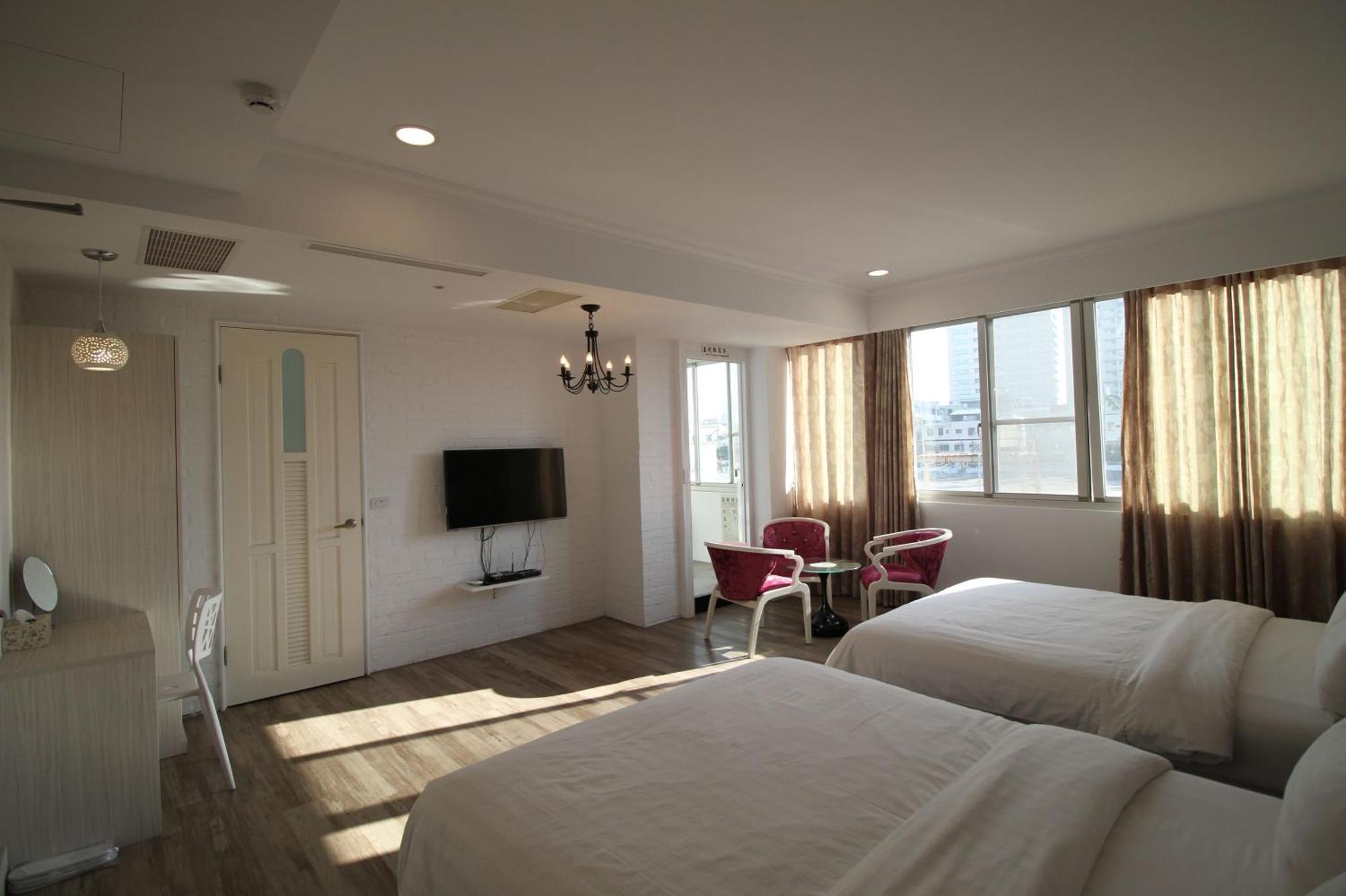 Moment Inn Tainan Exterior foto