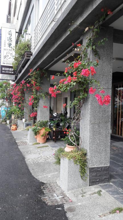 Moment Inn Tainan Exterior foto